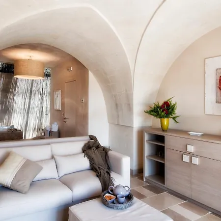 בית כפרי Masseria Le Fabriche *