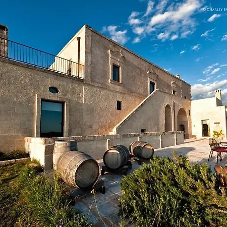 Masseria Le Fabriche Kır Evi *