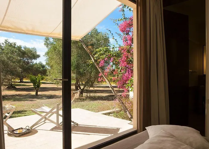 منزل ريفي Masseria Le Fabriche